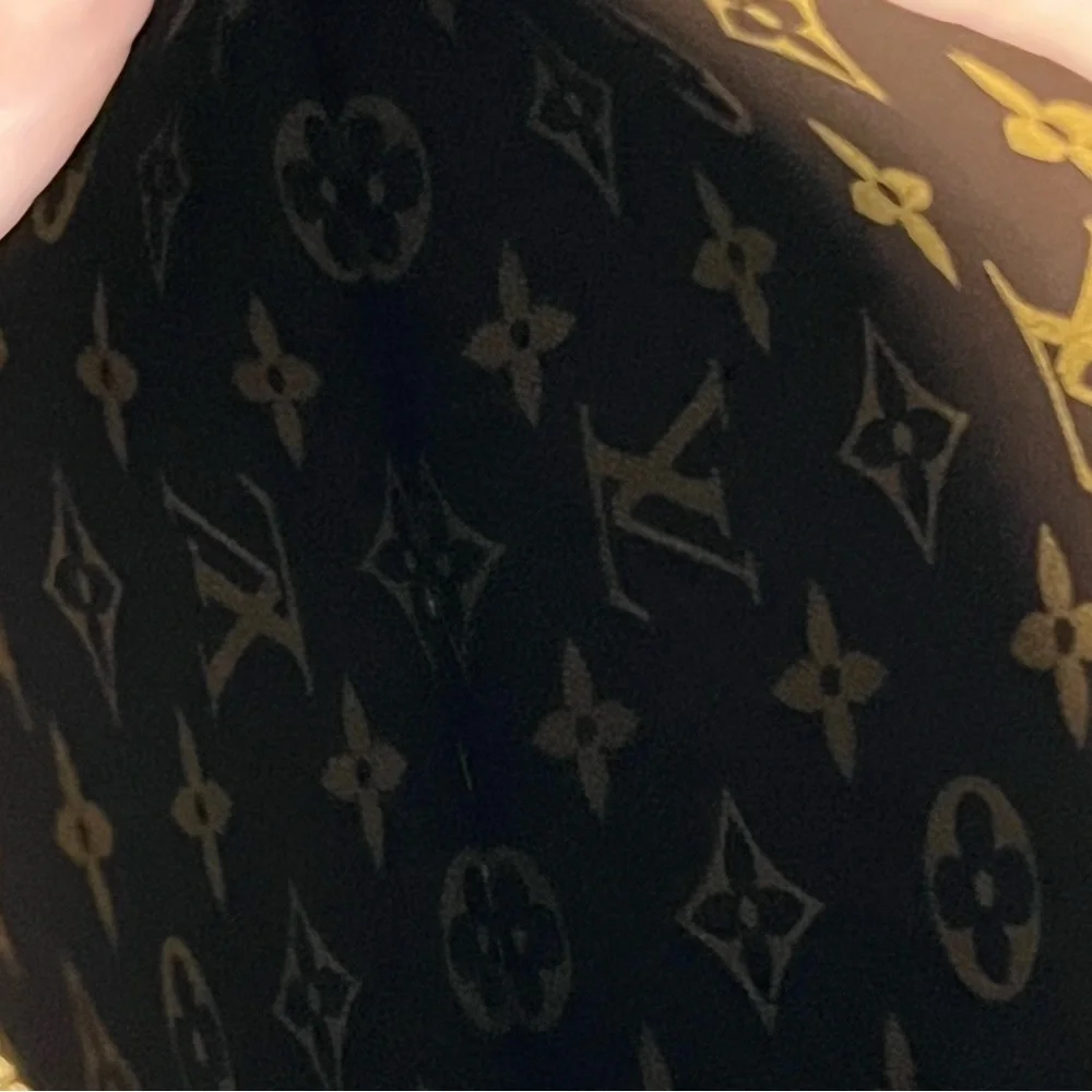 Louis Vuitton Inside Out Neverfull Pouch MM - Picture 6 of 9